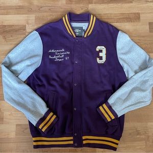 Men’s varsity jacket size (XL in men’s)